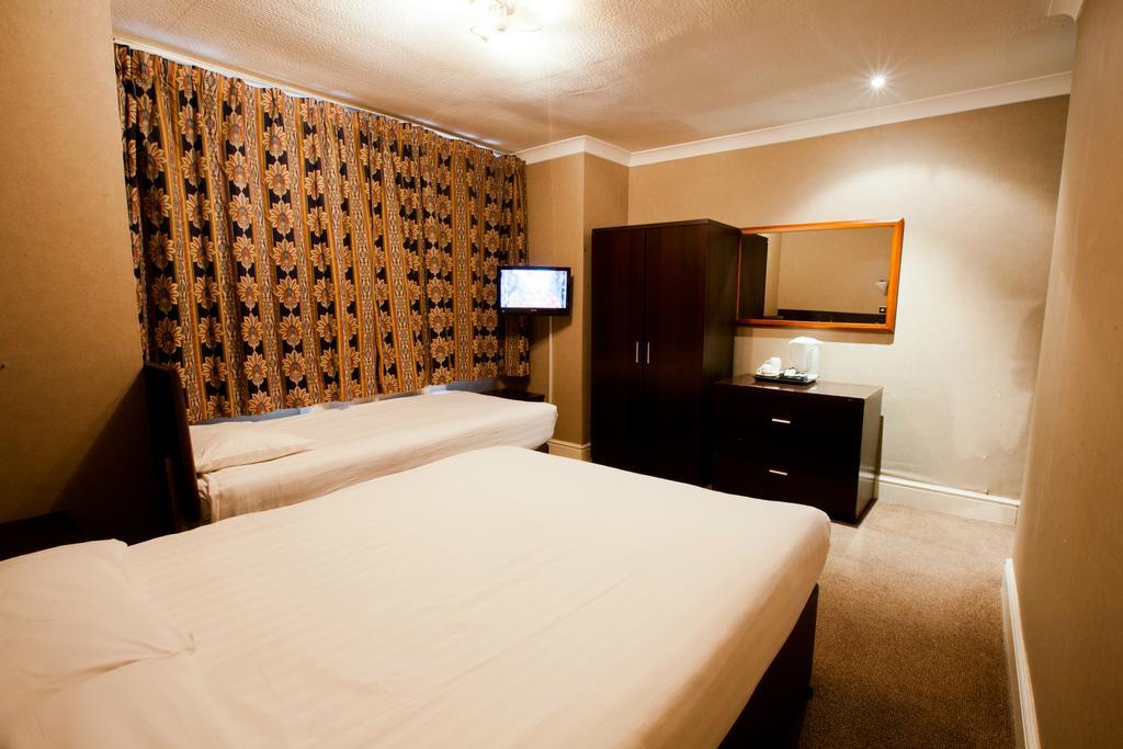 Rossmore Hotel Ilford Luaran gambar