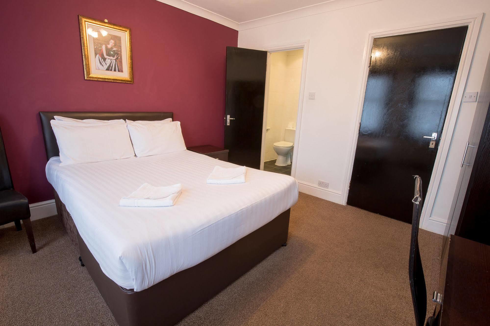 Rossmore Hotel Ilford Luaran gambar